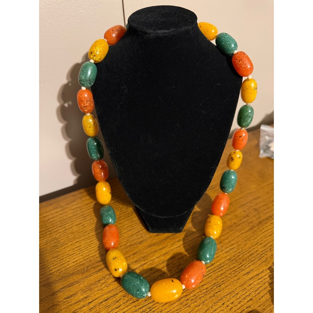Vintage Chunky Multi Color Oval Bead Necklace Green Yellow Orange 29 Inch - Picture 2 of 7